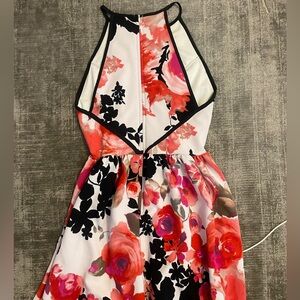 floral dress. size medium